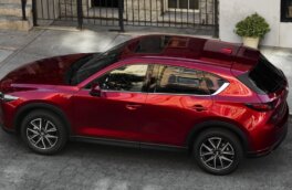 Mazda начала продажи в России особого кроссовера CX-5 Black Edition