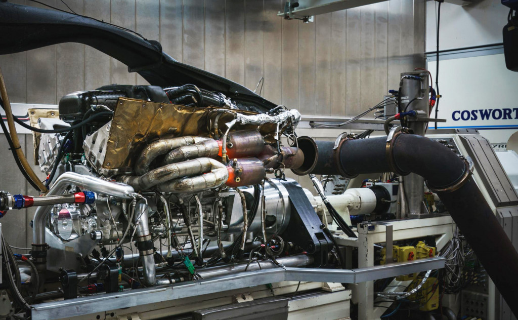 Разработка Cosworth. Мощнейший серийный 6,5 л V-12 движок 1000 л.с. с турбонаддувом. На заказ только для Aston Martin Valkyrie в 2019 году. 11000 об/мин — как формула для не слишком старой F1.
