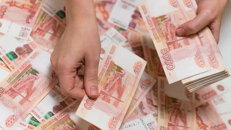 В Росстате сообщили о росте средней зарплаты чиновников