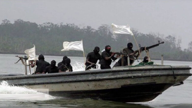 Пираты захватили шестерых российских моряков у берегов Бенина