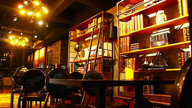 Warner Bros судятся с кафе в Гонконге за нарушение авторских прав на «Гарри Поттера»