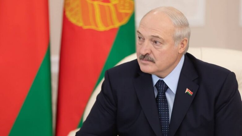 Лукашенко пожелал другую конституцию своему преемнику