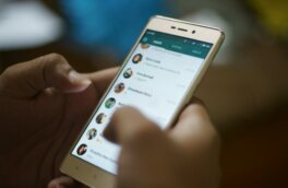 WhatsApp начал первые бета-тесты темного режима для гаджетов на Android