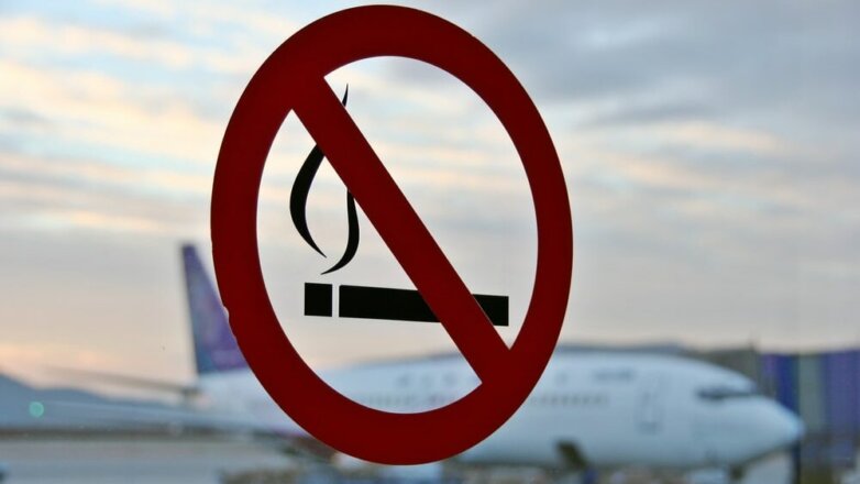 В МВД заявили о росте числа нарушений запрета на курение в аэропортах
