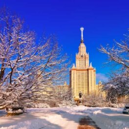 Фальков рассказал о регулировании числа платных мест в вузах
