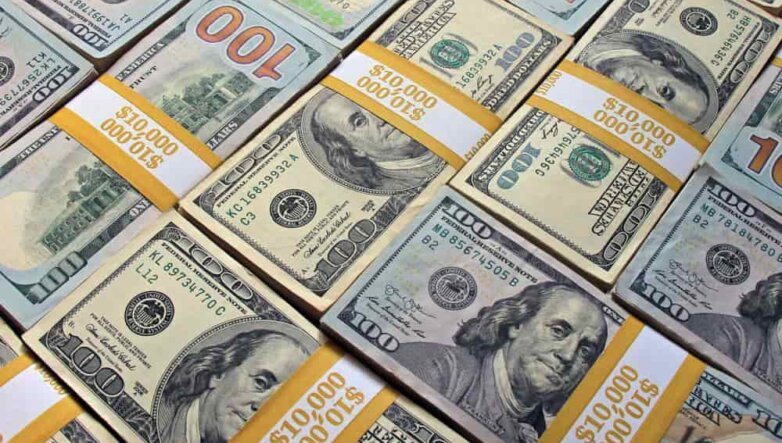 Доллары, деньги, банкноты, валюта