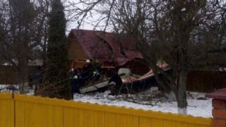 Самолет упал на участок жилого дома в садовом товариществе под Москвой