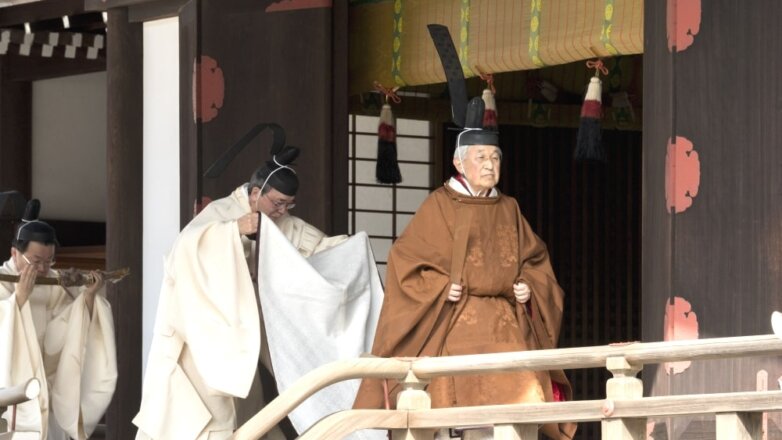 Император Японии Акихито на одной из церемоний отречения от престола