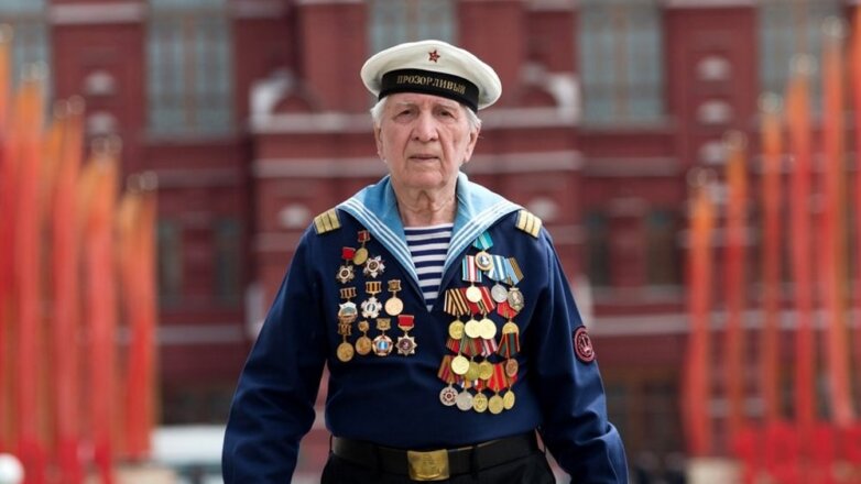 Пенсии ветеранам ВОВ повысят почти на 10 тыс рублей