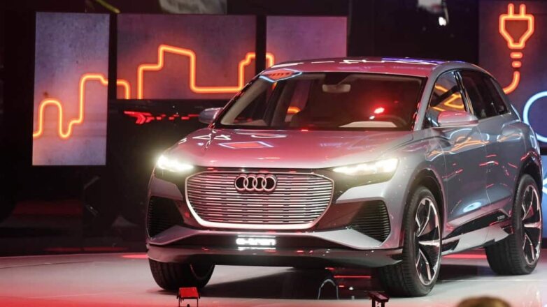 Audi показала на автосалоне в Женеве пятый электрокар в линейке e-tron 