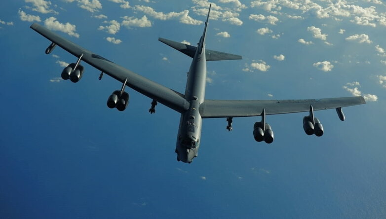 Бомбардировщик Boeing B-52H ВВС США, самолёт, армия