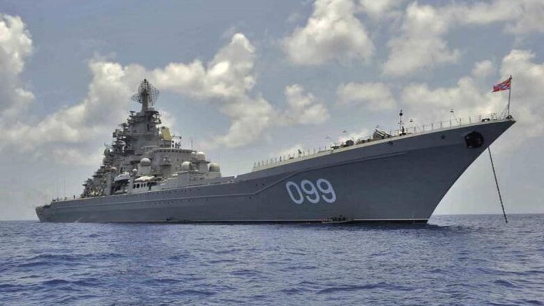Атомный крейсер «Петр Великий» проведет учения в Баренцевом море