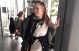 Туристка надела на себя четыре килограмма одежды, чтобы не платить за багаж