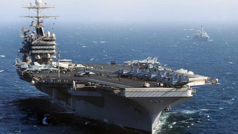 Авианосец «Авраам Линкольн» ВМС США движется в направлении Черного моря
