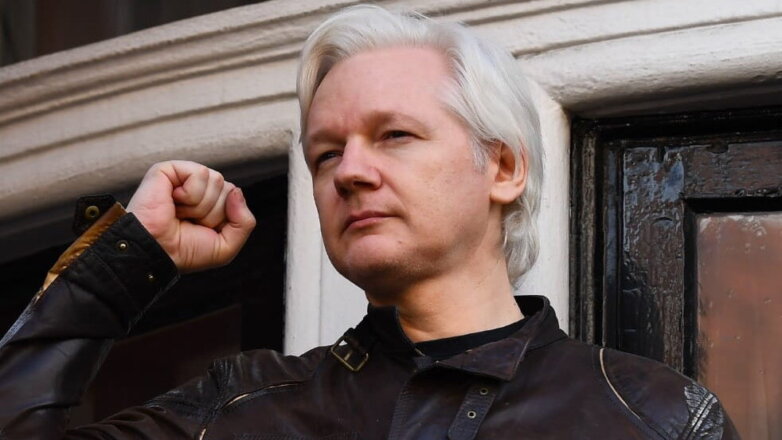 WikiLeaks: Ассанжа в ближайшее время могут выслать из посольства Эквадора