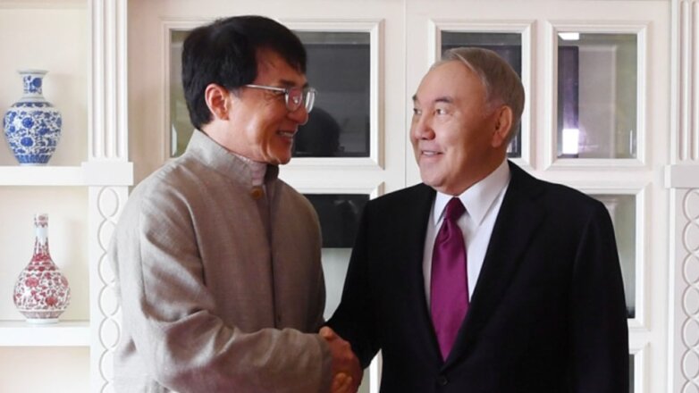 Нурсултан Назарбаев поговорил с Джеки Чаном о совместных кинопроектах