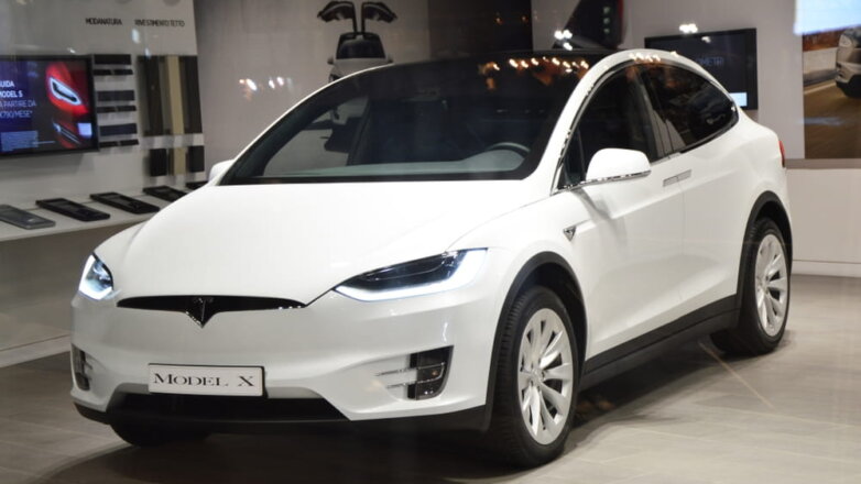 Россиянка отсудила 20 млн рублей за неисправный электромобиль Tesla