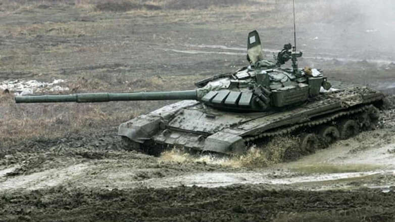 Боевой экзамен танковых экипажей Т-72 попал на видео