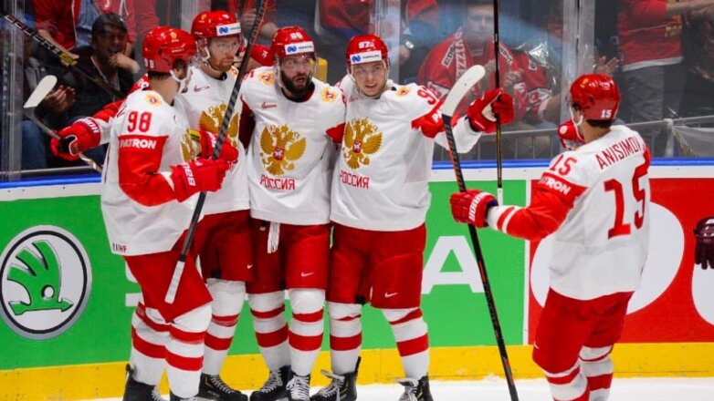 Российские хоккеисты одолели сборную Латвии и вышли в четвертьфинал ЧМ