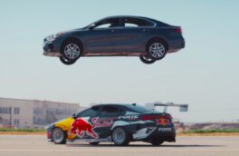 Kia Forte умеет прыгать и летать: возможности авто показали на видео