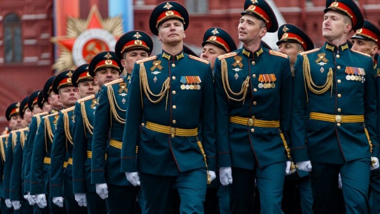 Минобороны РФ радикально изменило правила ношения наград на парадной форме