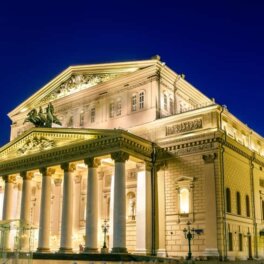 Счетная палата нашла нарушения при распространении билетов Большого театра