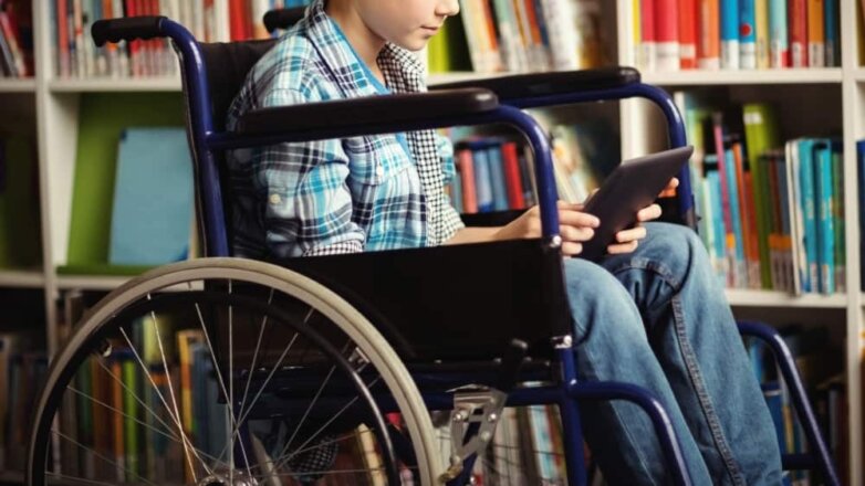 Путин указал на важность доступа инвалидов к образованию