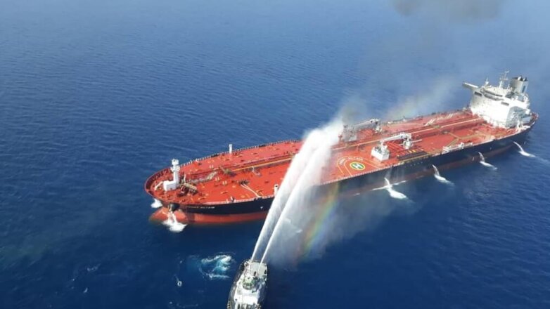 Кому могут быть выгодны инциденты с танкерами в Оманском заливе