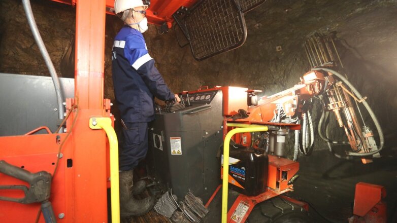 Гайский ГОК потратит 2,3 милларда на обновление горно-шахтной техники