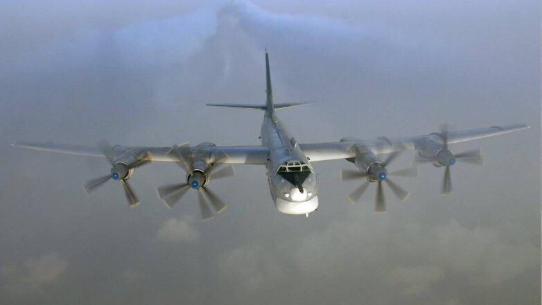 Самолёты РФ и КНР впервые провели совместное патрулирование