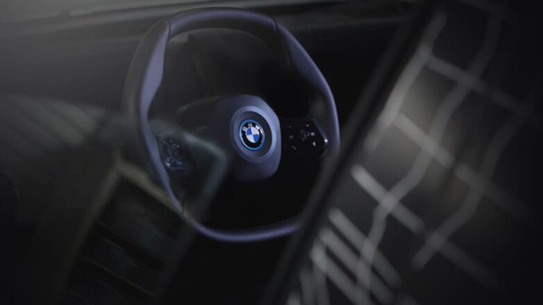 В новом электрокроссовере BMW iNext появится необычный руль