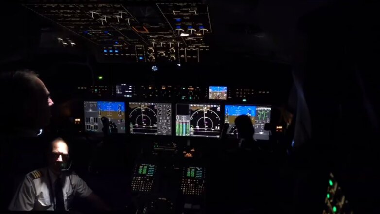 Экипаж самолета Gulfstream идет на рекорд в кругосветке через полюса