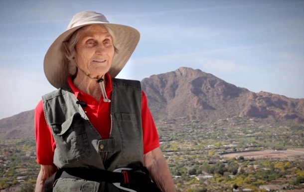 Американка установила рекорд, поднявшись на Килиманджаро в 89 лет