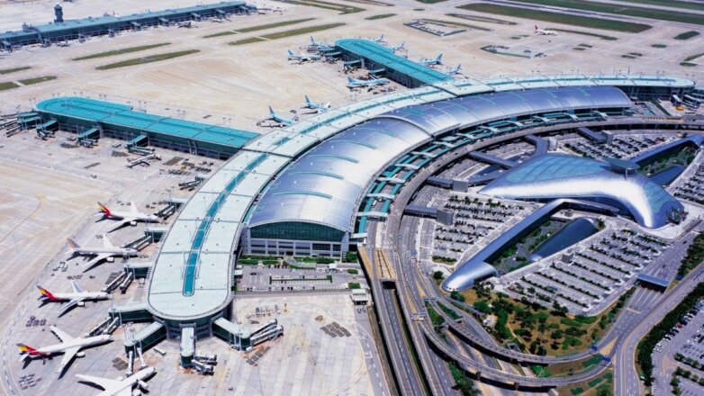 Туристы из России не могут покинуть аэропорт в Сеуле
