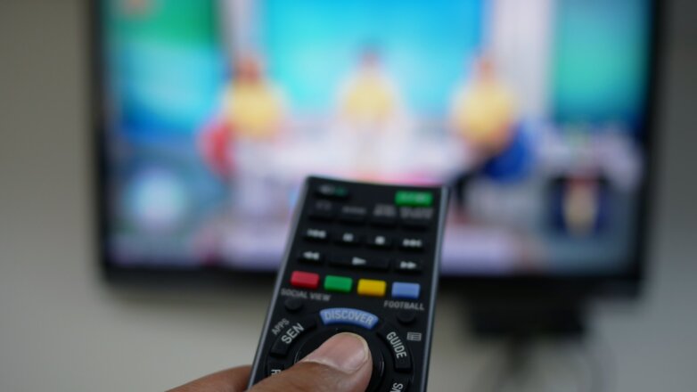 Аналитики подсчитали, сколько россияне смотрят телевизор