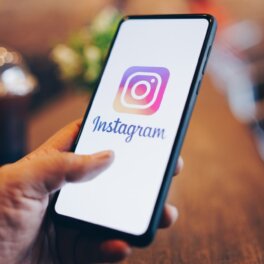 Песков высказался о возможности разблокировки Instagram* в России
