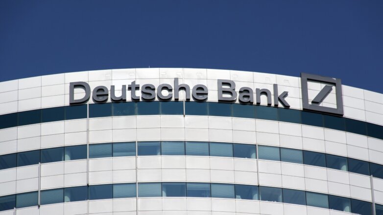 Deutsche Bank сокращает 18 тысяч сотрудников по всему миру