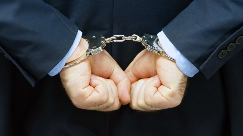 В Астрахани 16 чиновников и бизнесменов попали под уголовное преследование