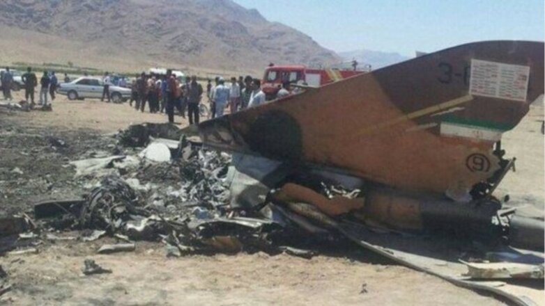 В Иране потерпел крушение военный истребитель