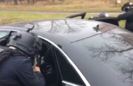 Появилось видео задержания вора в законе Огонька в Подмосковье