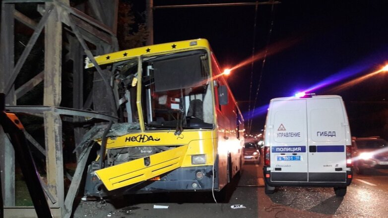В Ижевске в ДТП с автобусом пострадали 15 человек