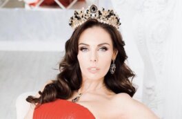 Многодетная мама и обладательница титула «Миссис Россия Globe» поделилась секретом стройности