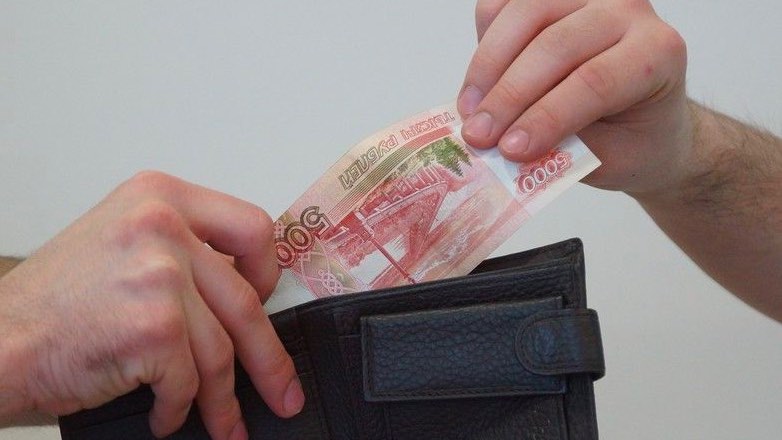 Россиянам собираются разрешить выкупать свои долги у банков