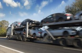 В сентябре импорт автомобилей в РФ через Дальний Восток вырос в 2,8 раза, а с начала года – на 38%