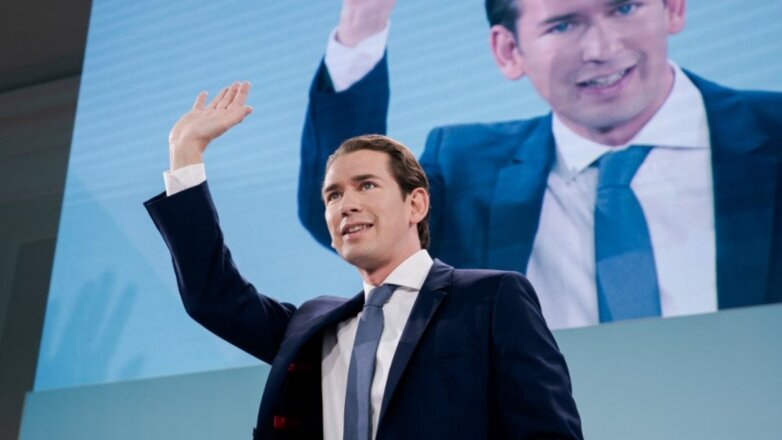Партия Курца лидирует на выборах в парламент Австрии