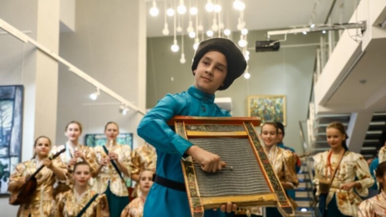 Музыканты сыграли на стиральных досках в Волгограде