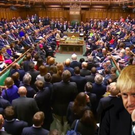 Джонсон потерял большинство в парламенте