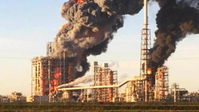 Взрыв и пожар произошли на крупном НПЗ компании Eni в Италии