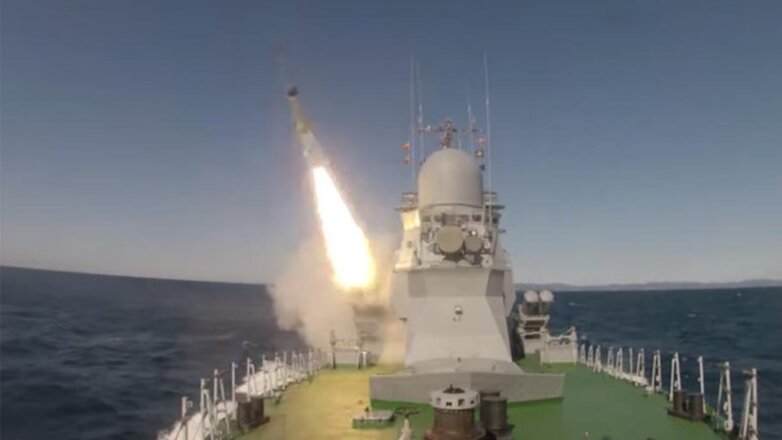 Опубликовано видео первого пуска крылатой ракеты Х-35 «Уран»