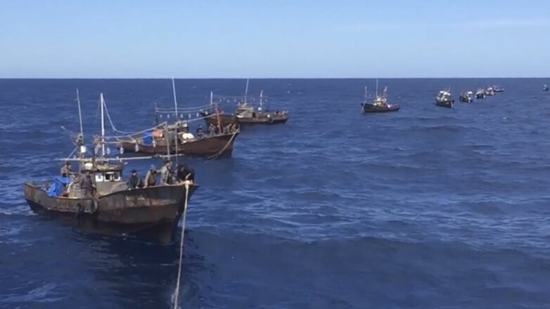 В Приморье задержали за браконьерство 262 рыбака из Северной Кореи